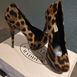 Steve Madden Jancey Leopard Heels