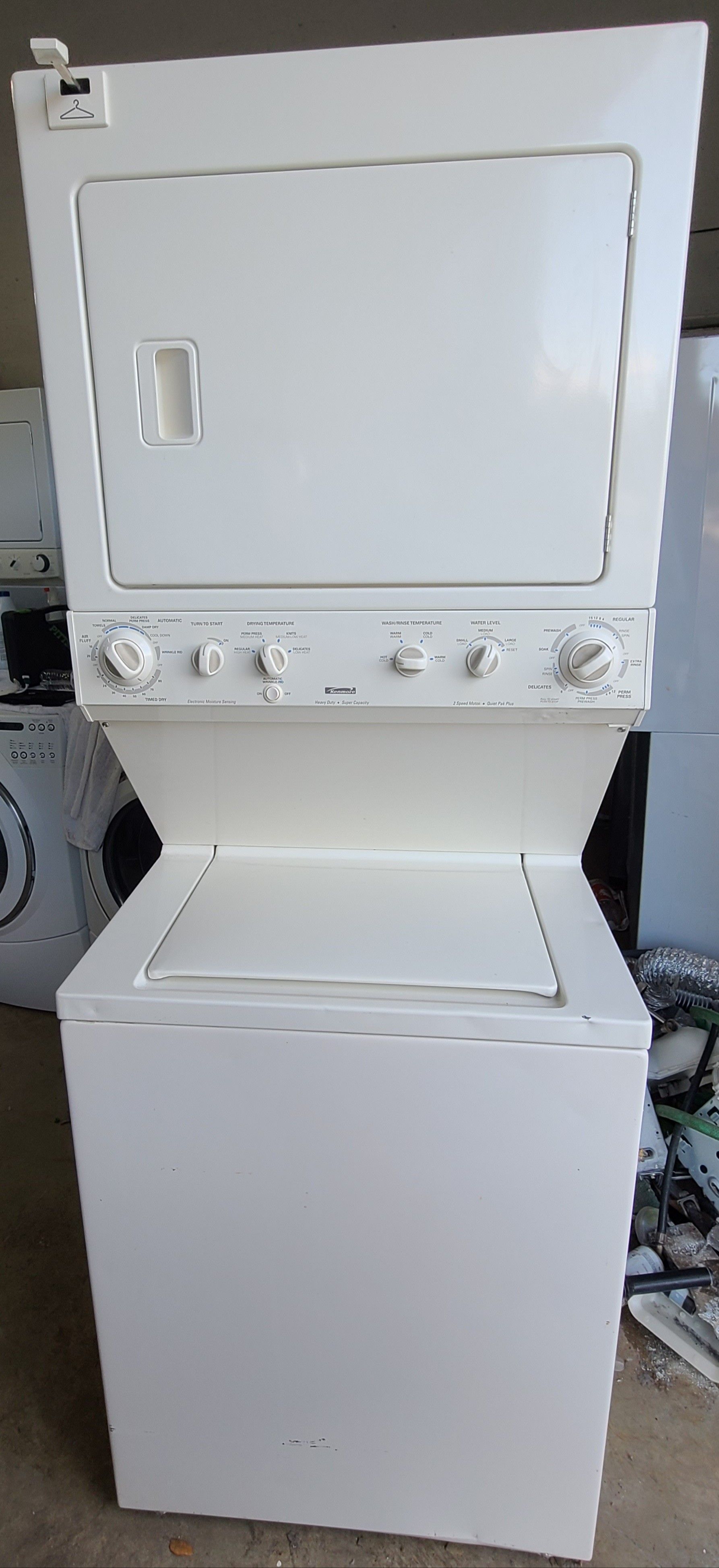 27 INCHES COMBO WASHER DRYER KENMORE