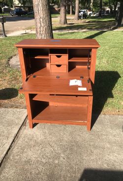 Corner table $10