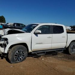 Tacoma Parts Out 2016-2023 Toyota Tacoma Partes Disponibles 