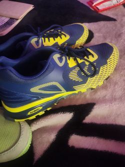 Kricely Shoes size 15