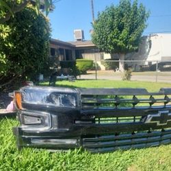 2020 Silverado Z71 Trailboss Headlights Grille 