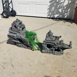 Fish Tank Ship Decor 