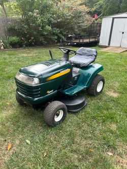 Craftsman Riding Mower - Turn Key - Works Great - Just Serviced