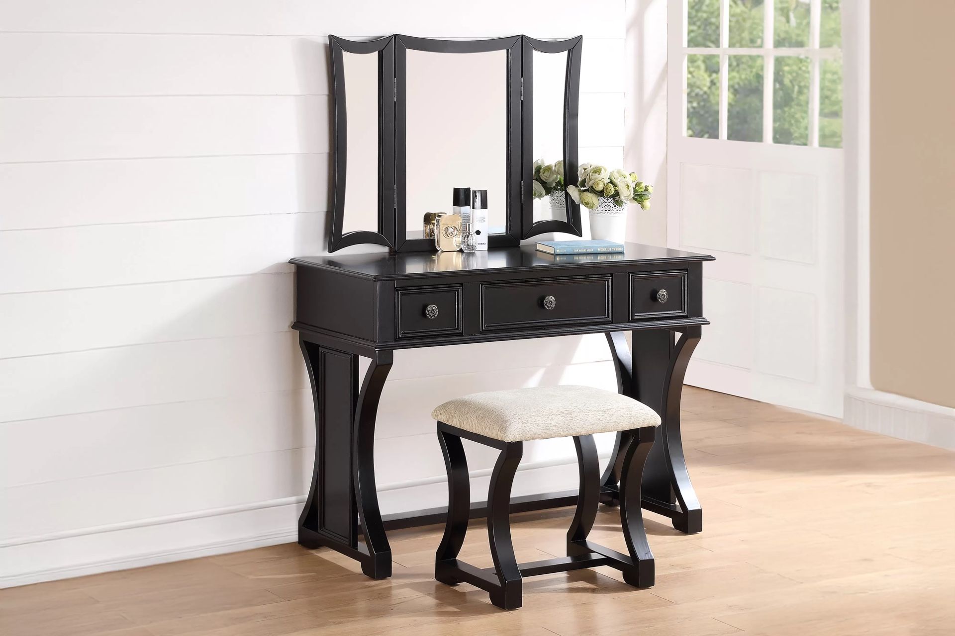 New Vanity Table Set