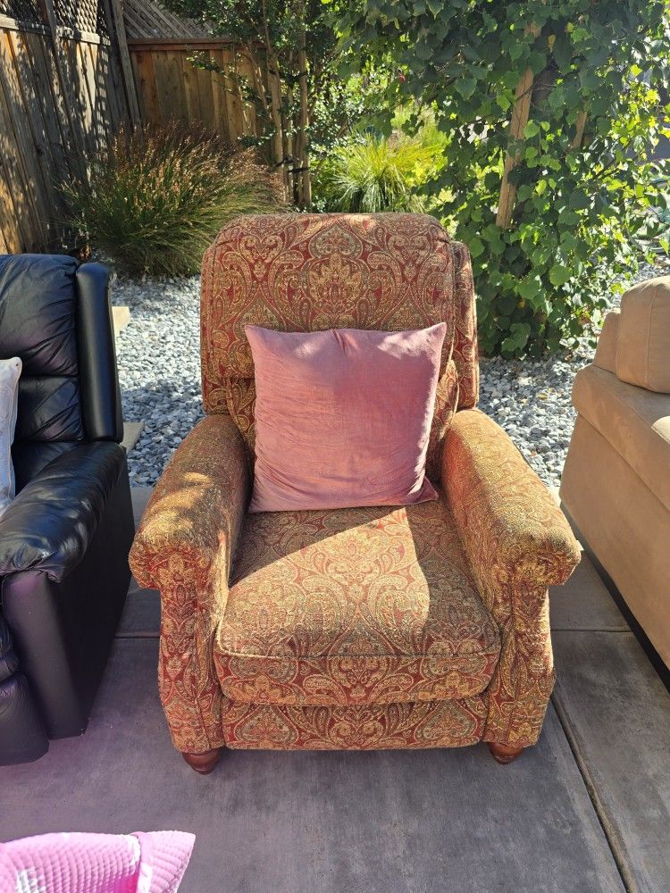 ProLounger Paisley Push Back Recliner Chair