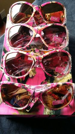 Woman's Sunglasses