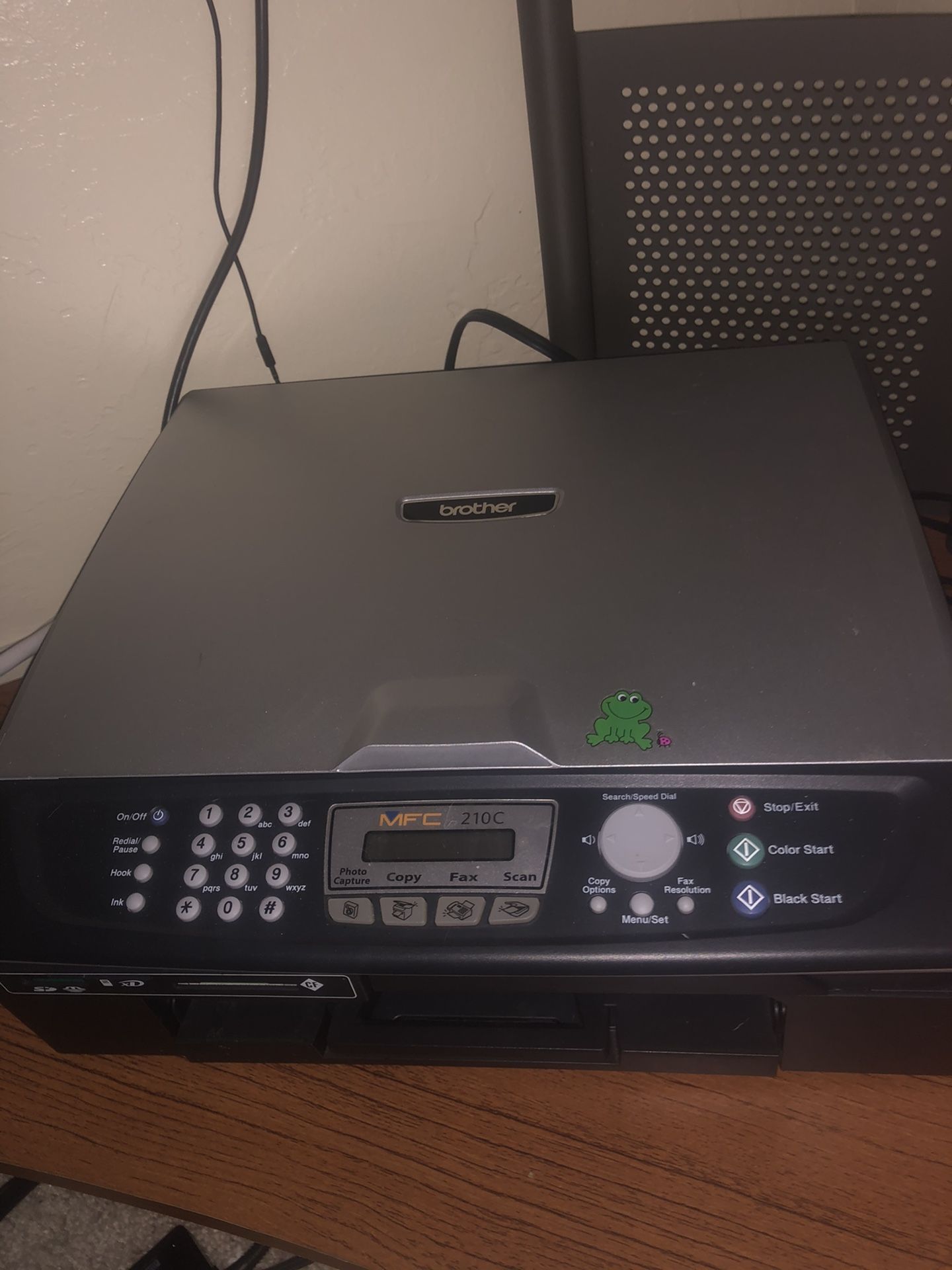 Brothers MFC-210C. Printer, scanner, copier and fax machine