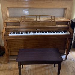 Baldwin Piano 
