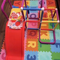 Fisher-Price Climbing Jungle Gym Play Set with Toss Game