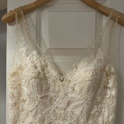 BHLDN Cassia Wedding Dress Size 2