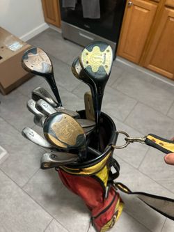 Golf clubs vintage wooden set $30 OBO