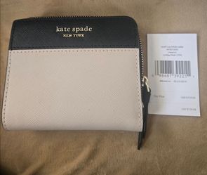 NWT KATE SPADE NEW YORK CAMERON WRMBG/BLACK Small L-ZIP BIFOLD WALLET WLRU5430