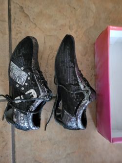New Dress Tennis Shoes  $10.00