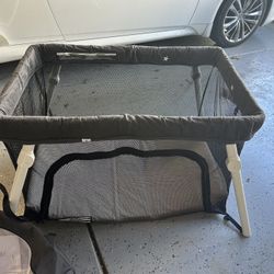 Guava Travel Crib and Accessories 