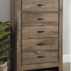 5 Drawers Dresser/ High Boy Dresser