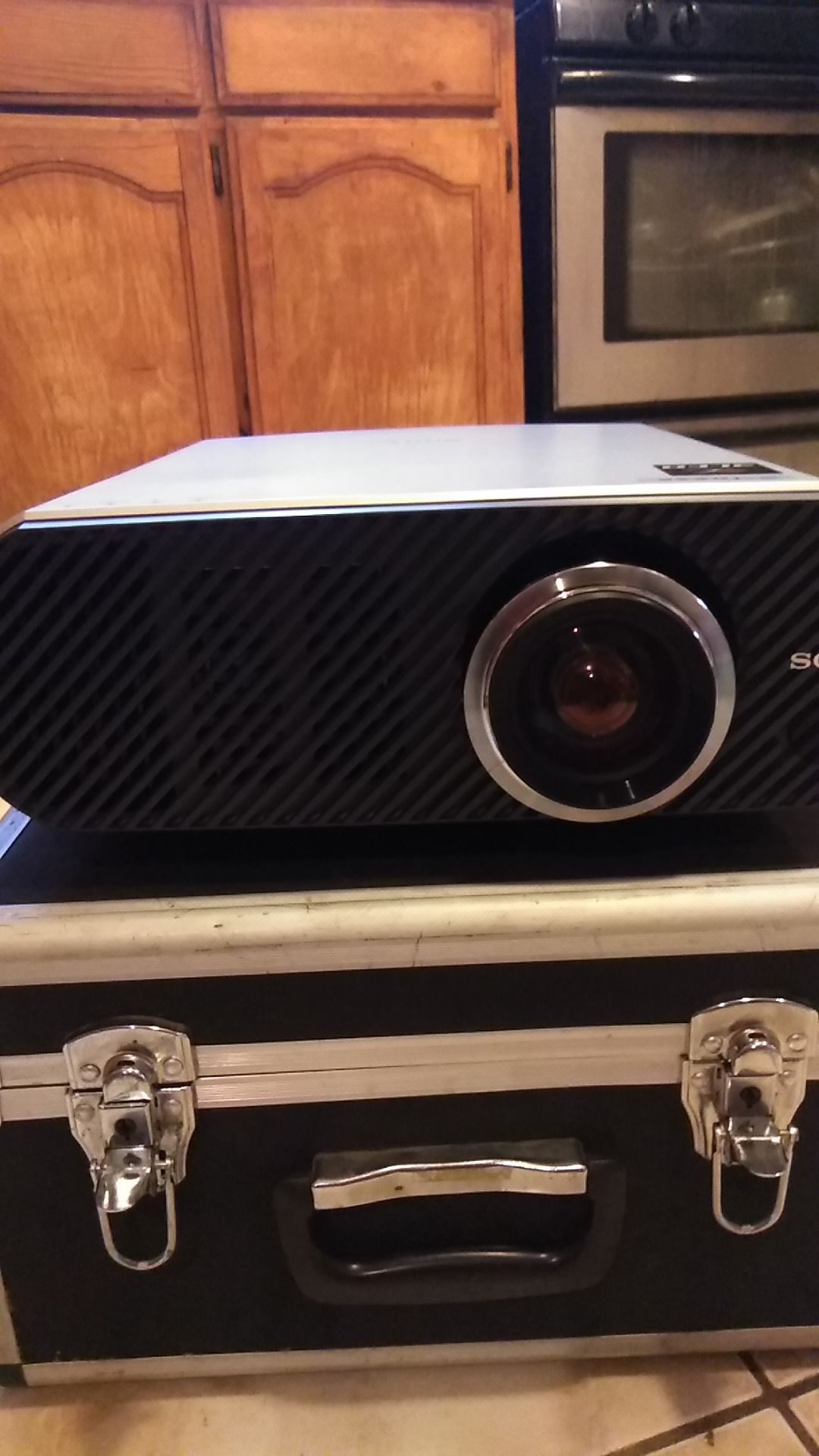 Sony Projector cineza VPL-HS51A