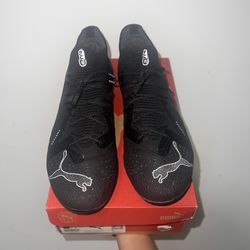 Puma Future Ultimate FG/AG Black Cleats