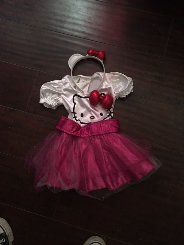 Hello kitty costume