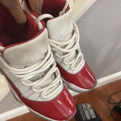Cherry Jordan 11 