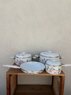 Vintage Mikasa Gourmet Colors Enamel Cookware Set - Silk Flowers UN406 - Made in Japan