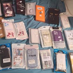 70$ Lot Of 47 Phone Cases
