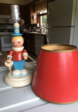 Vintage child’s lamp - Nursery Plastics Irmi