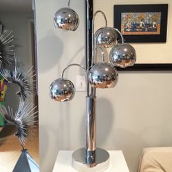 Vintage Mid-Century Modern 1960's Large Chrome Ball 3 Way Table Lamp