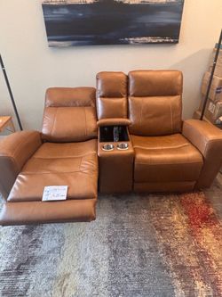 Apartment furnishings sale