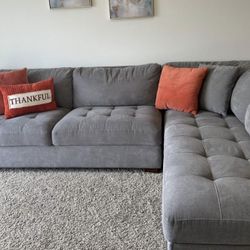 Sectional Couch 