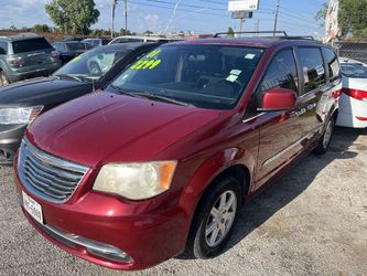 2011 Chrysler Town & Country