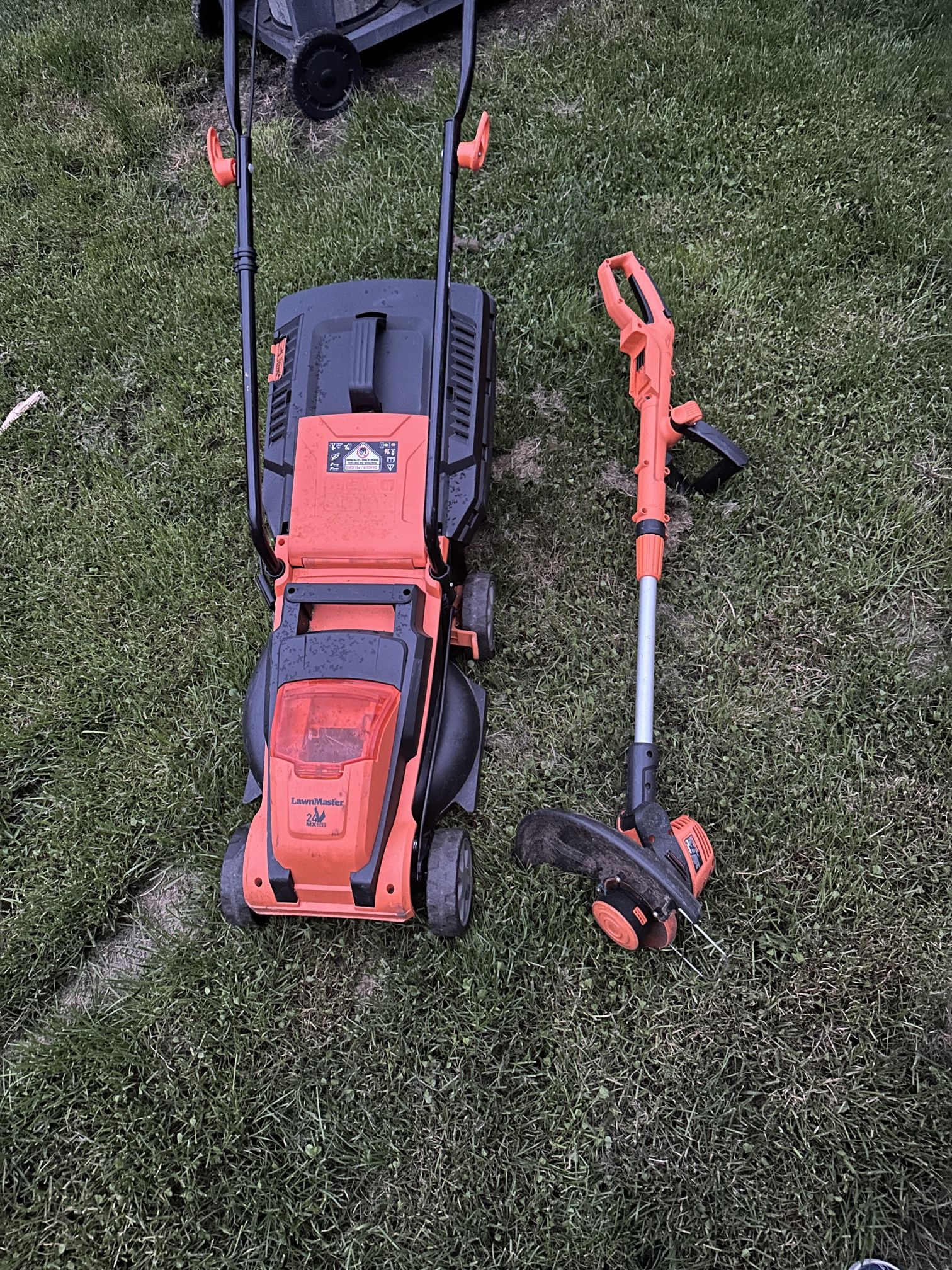 Lawn Master 24 Volt With Weed Wacker