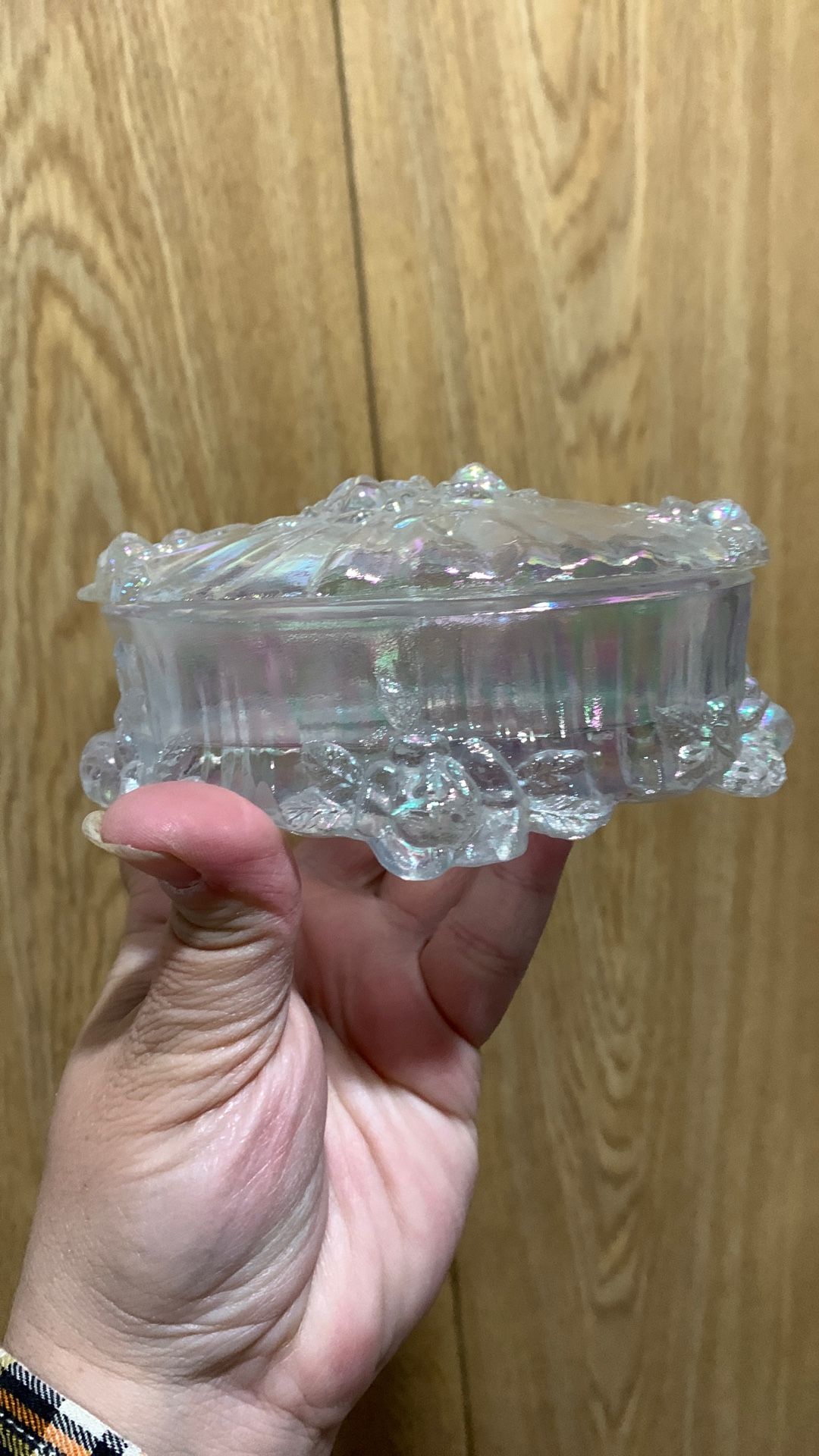 Fenton glass jewelry trinket box, Iridescent glass, vintage 