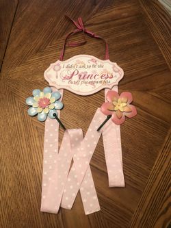 Adorable Girl Wall Decor 