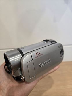 Silver Canon FS200 Digital Camcorder