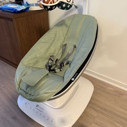 4Moms Mamaroo Baby Swing 