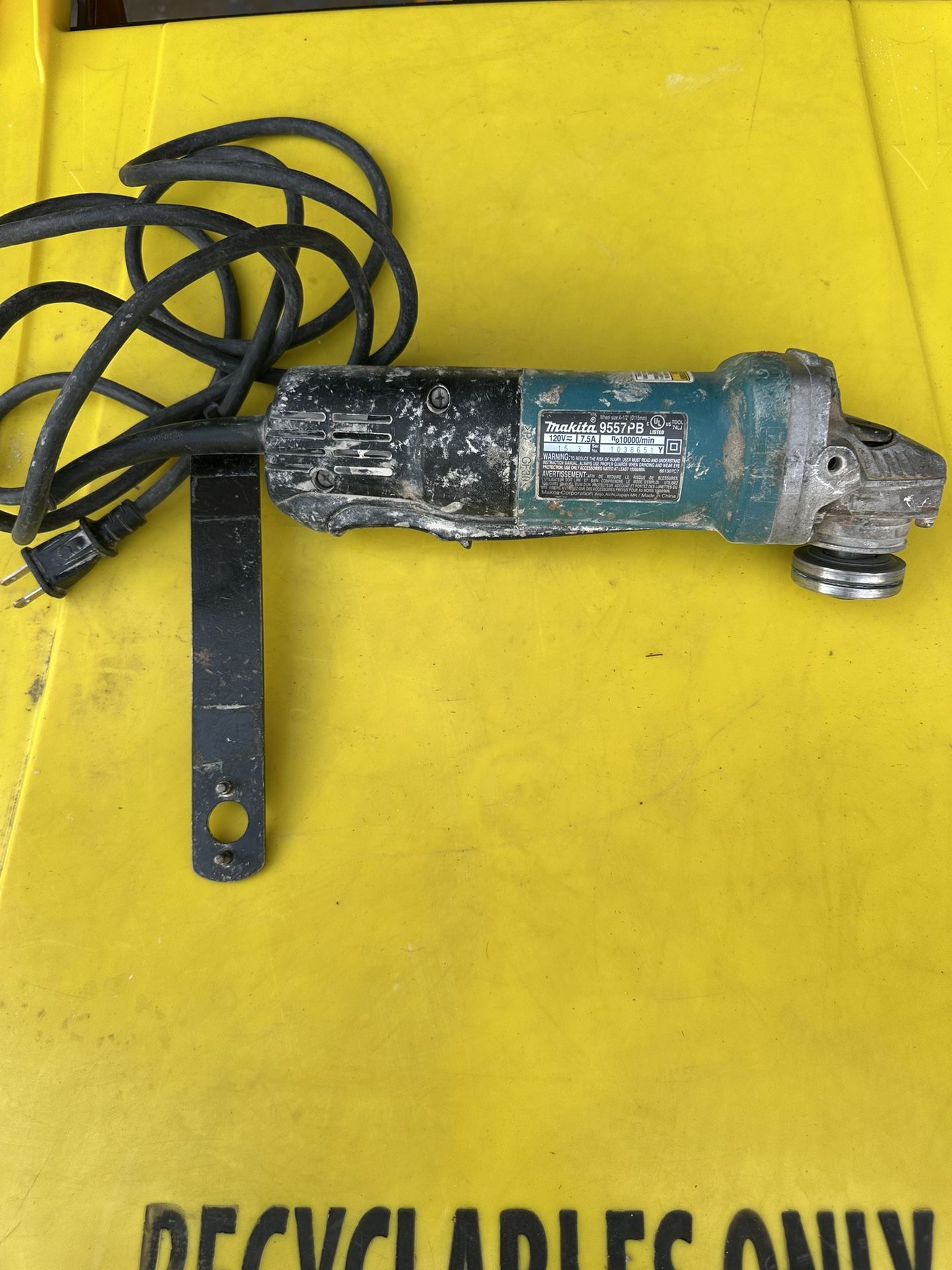 Makita Angle Grinder
