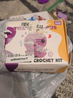 Purple octopus crochet kit