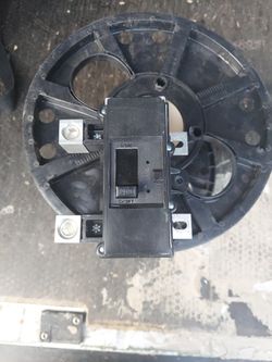 Breaker 200 Amp