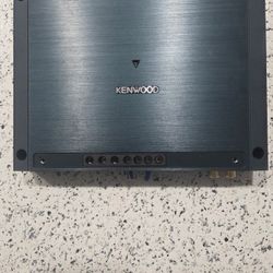 Kenwood Excelon class D mono amp XR 601-1  