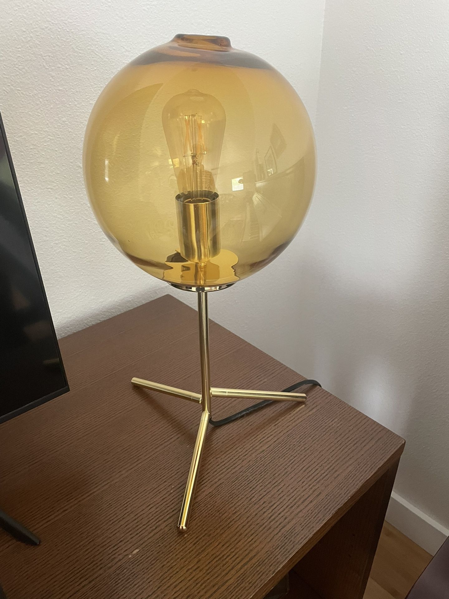 Mid Century MOD lamp. 