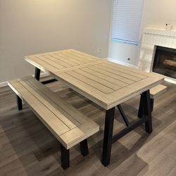 Dinning Table