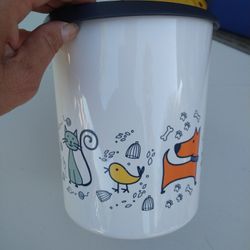 Cute Topperware Container 