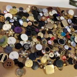 Box O Buttons