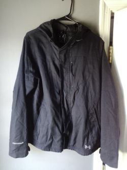 Med UA Under Armour Coldgear Infrared Storm Jacket with Hood. Mens coat