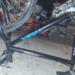 All Original Trek 830