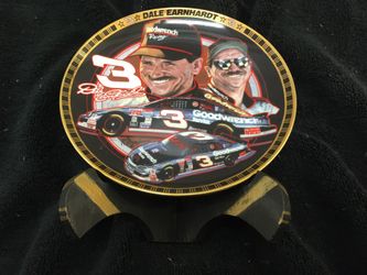Dale Earnhardt Commemorative Plate
