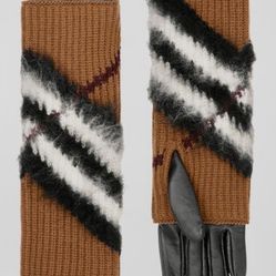 New Never Worn-2 Pc. Burberry Chevron Knit Blend Cashmere Arm Sleeve & Leather Gloves 