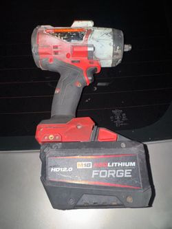 Milwaukee Brushless 1/2” Impact w/ Large Cool Cycle Battery