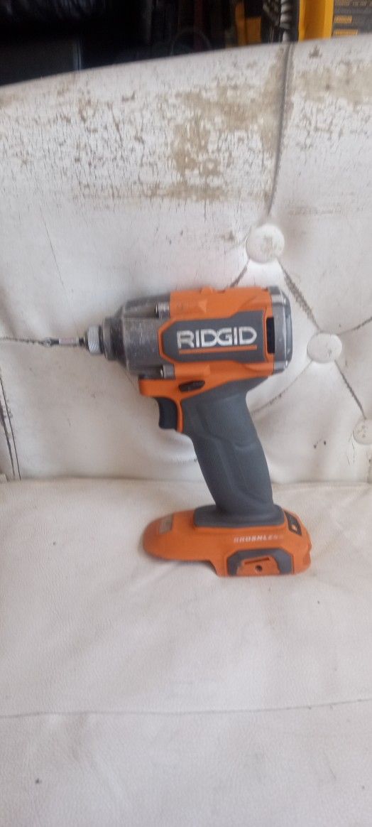 Impact Driver RIDGID BRUSHLESS De Velocidades